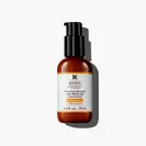 Un flacon de 75 ml de Powerful-Strength Line-Reducing Concentrate de Kiehl's sur fond blanc.