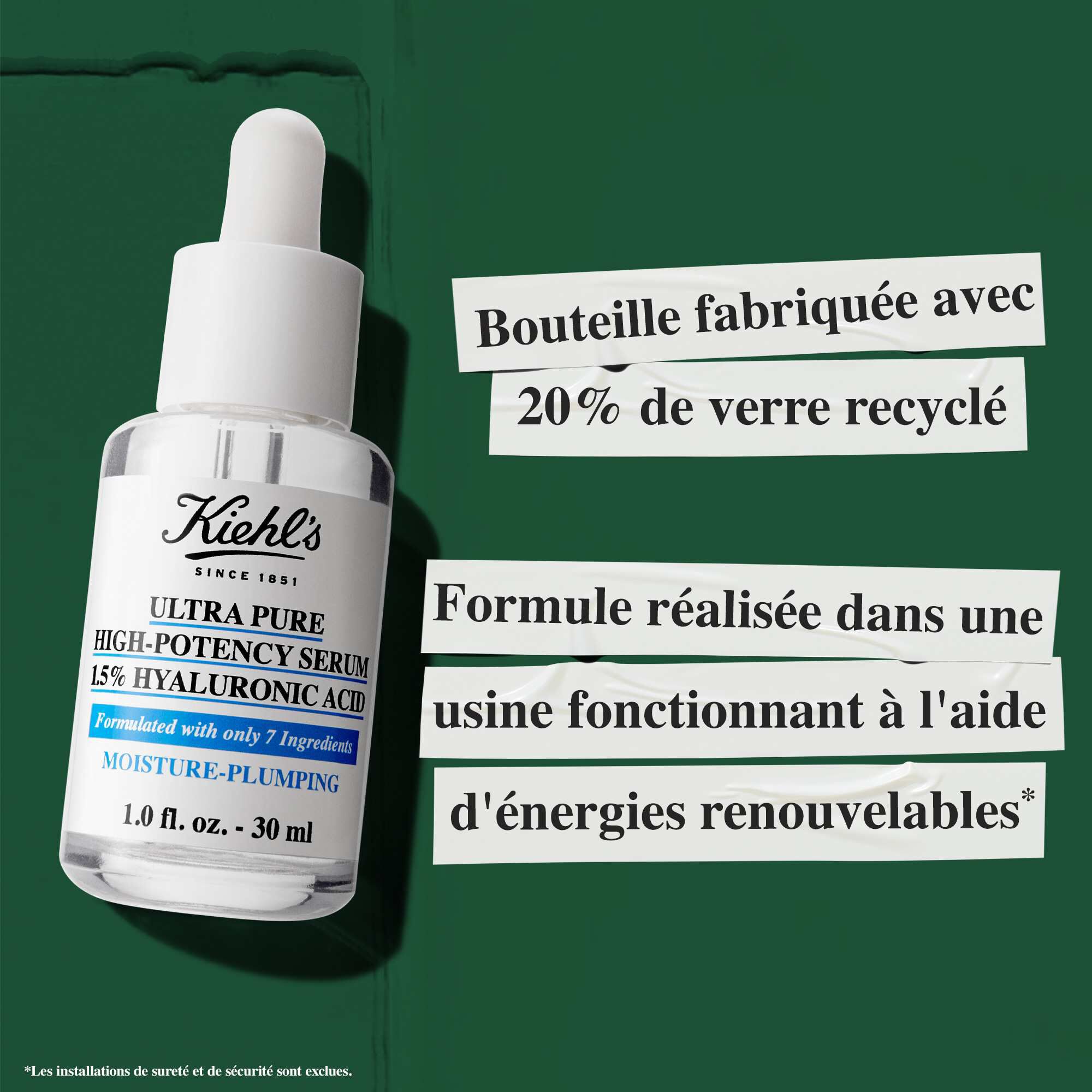 Un flacon de serum Ultra Pure 1.5% Hyaluronic Acid avec un texte soulignant les engagements durables : « Flacon fabrique avec 20 % de verre recycle » et « Formule fabriquee dans une usine utilisant de l'energie renouvelable. »