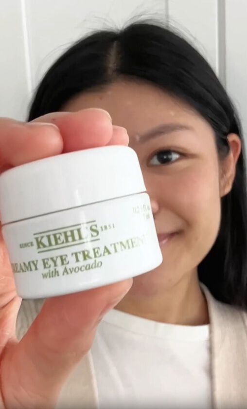 Femme avec Avocado Eye Cream de Kiehl's