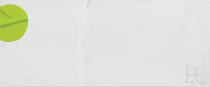 Un fond blanc avec une petite forme verte sur le cote gauche.